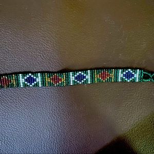 Patterned beaded bracelet